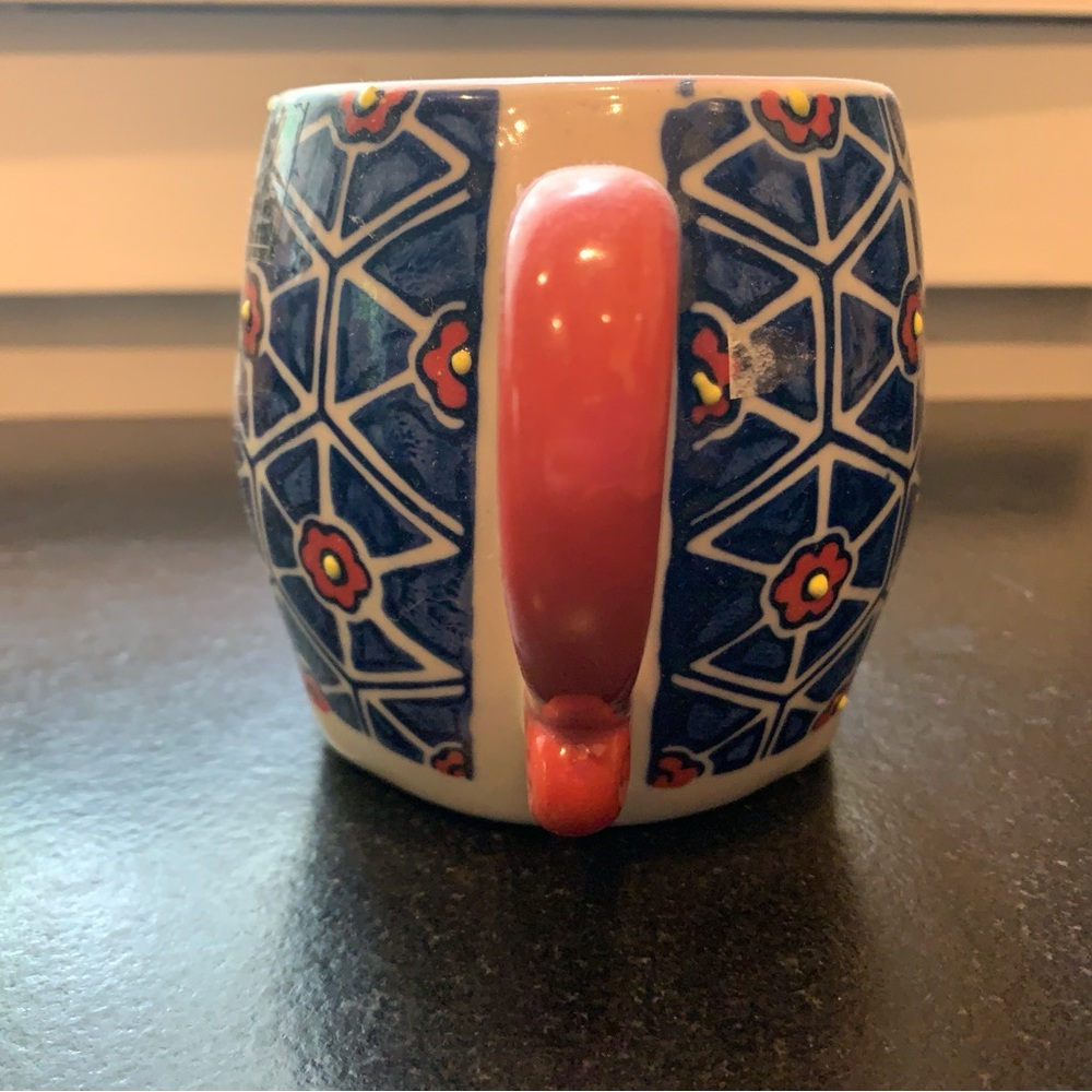 Yokohama Studio Rabbit Mug - Picture 4 of 5